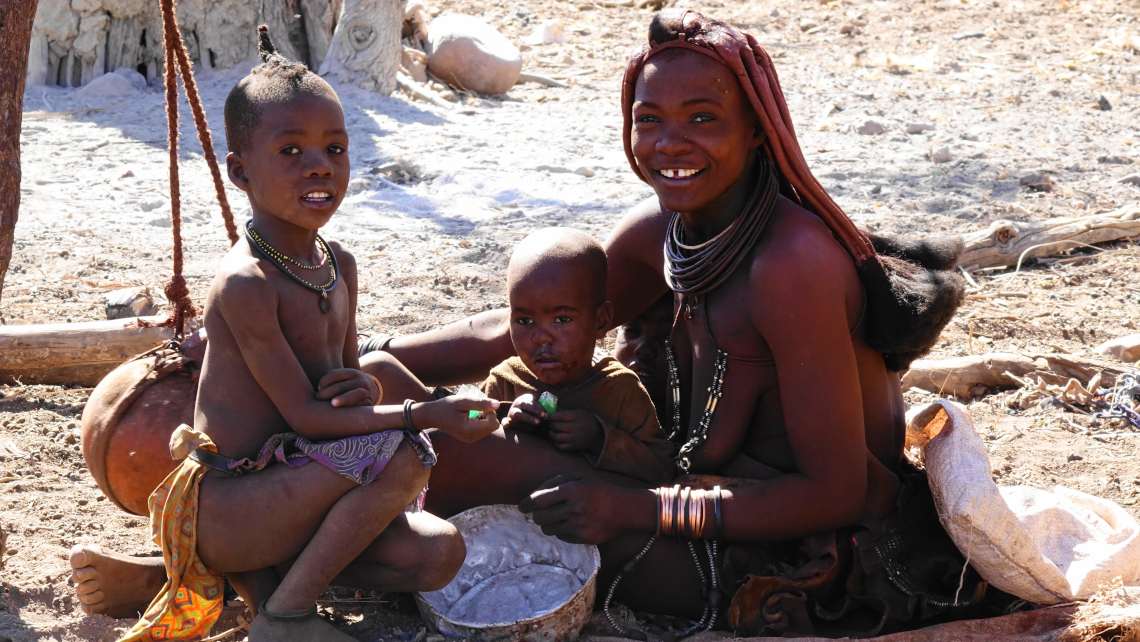 Namibia “Himba” in lodge, campi tendati e 4x4
